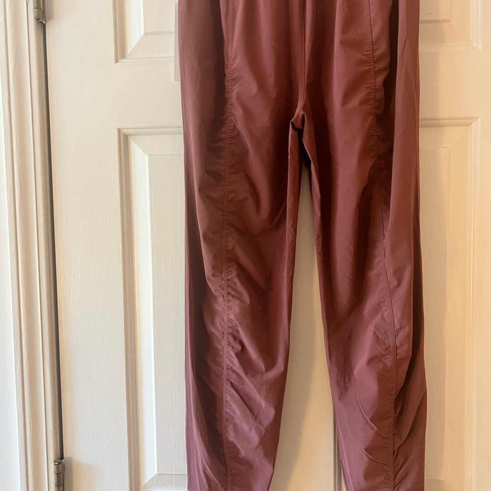Athleta attitude II Pants